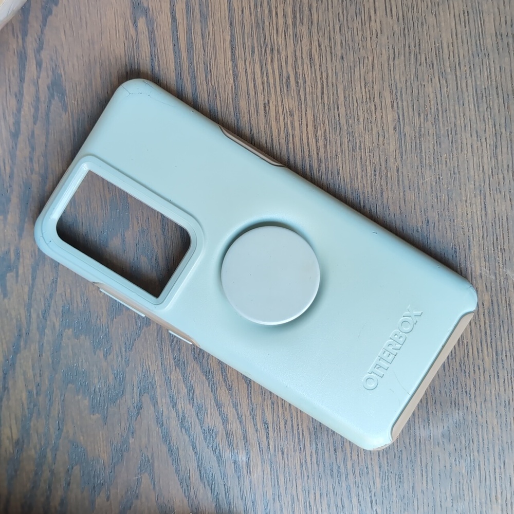 Otter box pop socket phone case S21 ultra